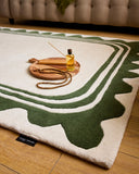 Cèdre blanc – Tapis en laine wavy – vert