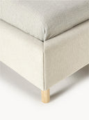 Lit matelassé avec tête de lit ondulée Romy