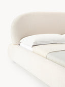 Lit matelassé arrondi en bouclette Alba