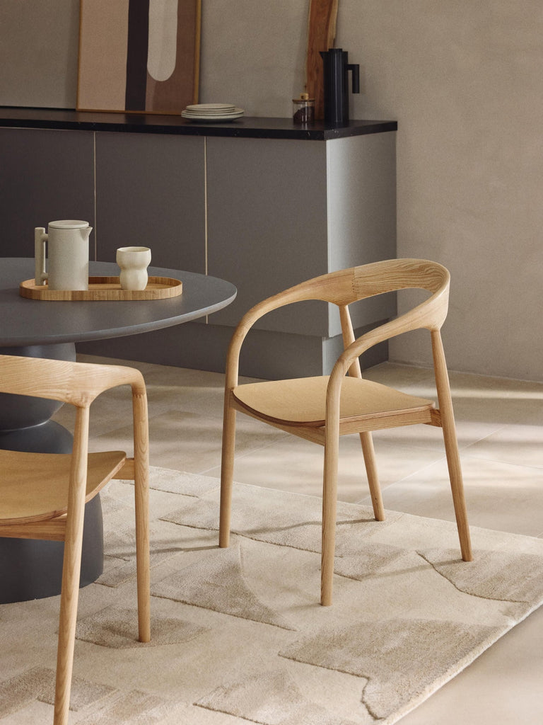 Chaise à accoudoirs en frêne Camille