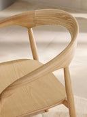 Chaise à accoudoirs en frêne Camille
