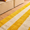 GROOVY - Tapis seventies jaune rayé - GRO390JAU