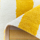 GROOVY - Tapis seventies jaune rayé - GRO390JAU
