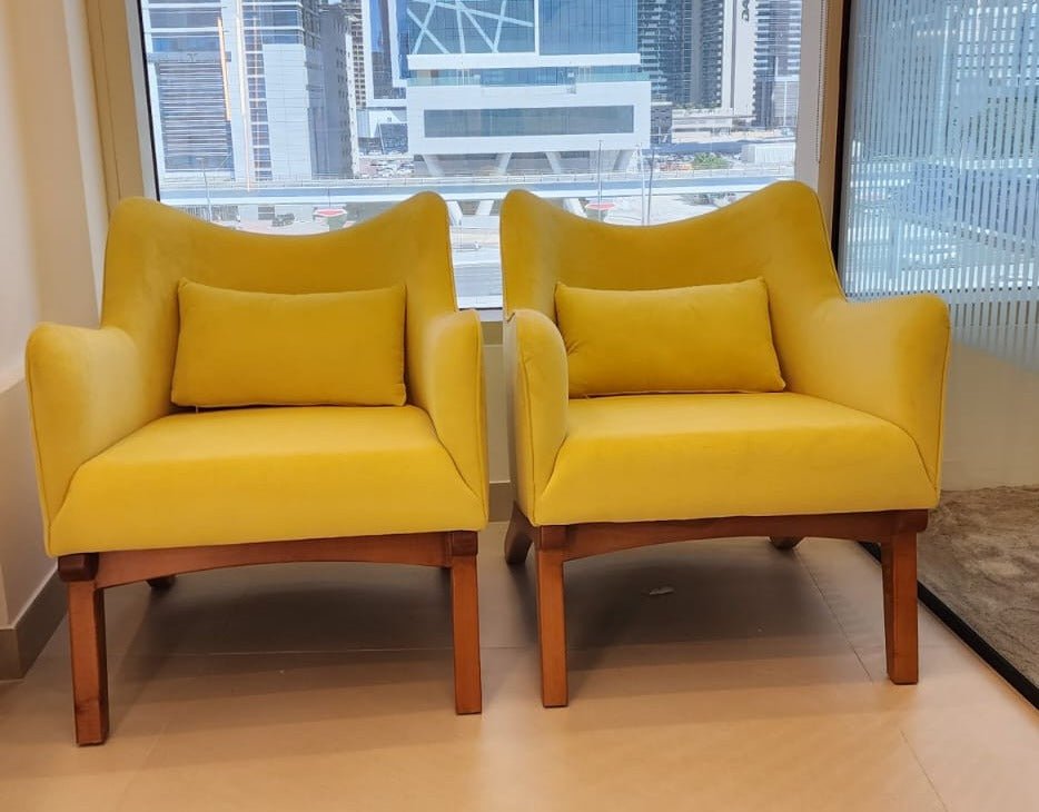 London Chair / Velvet Upholstery