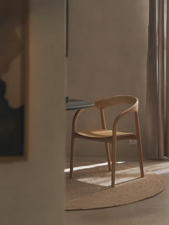 Chaise à accoudoirs en frêne Camille