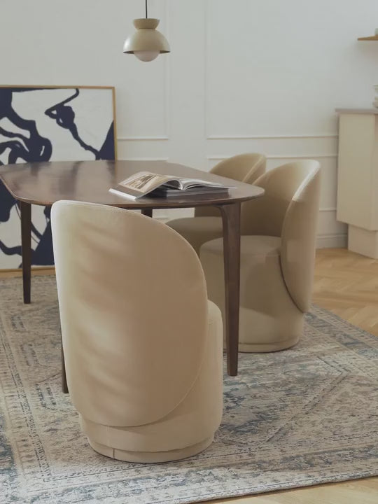 Chaise rembourrée en velours Zeyno